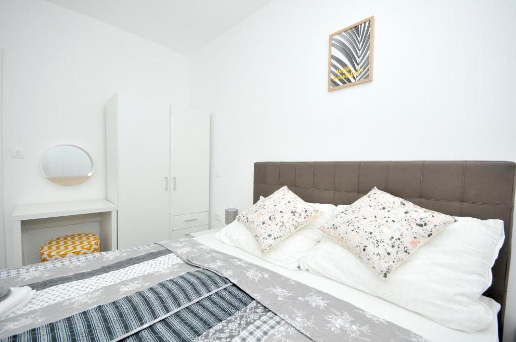 Villa Carolina Trogir Extérieur photo