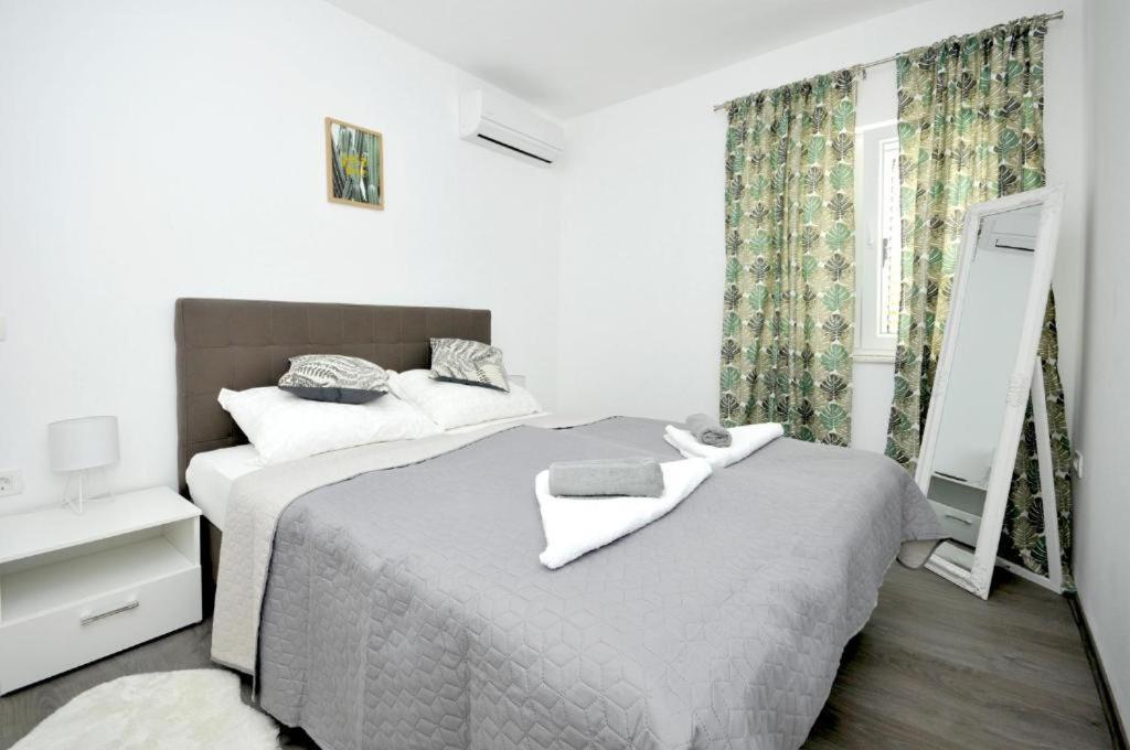 Villa Carolina Trogir Extérieur photo